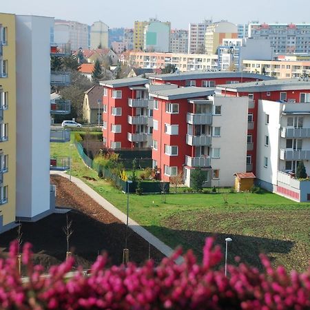A Nice Place To Stay Apartments براغ المظهر الخارجي الصورة