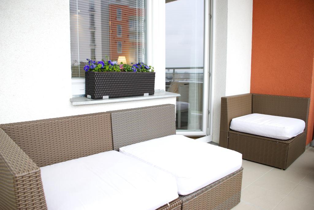 A Nice Place To Stay Apartments براغ الغرفة الصورة