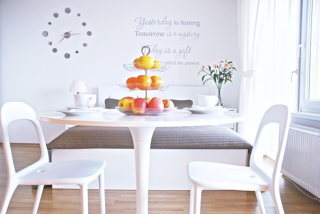 A Nice Place To Stay Apartments براغ الغرفة الصورة