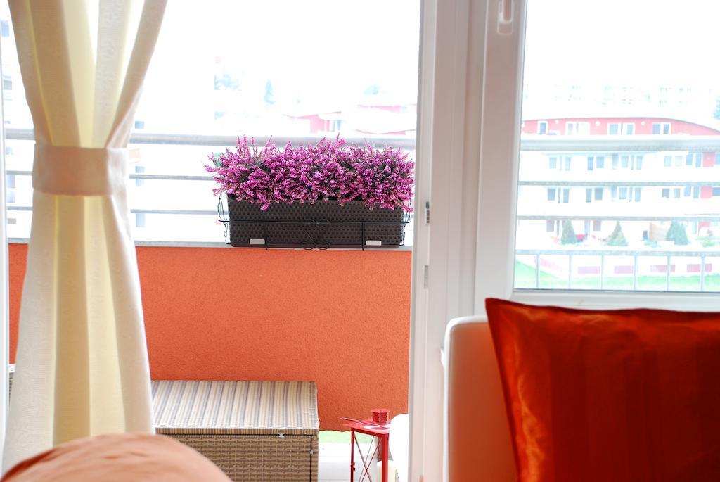 A Nice Place To Stay Apartments براغ المظهر الخارجي الصورة